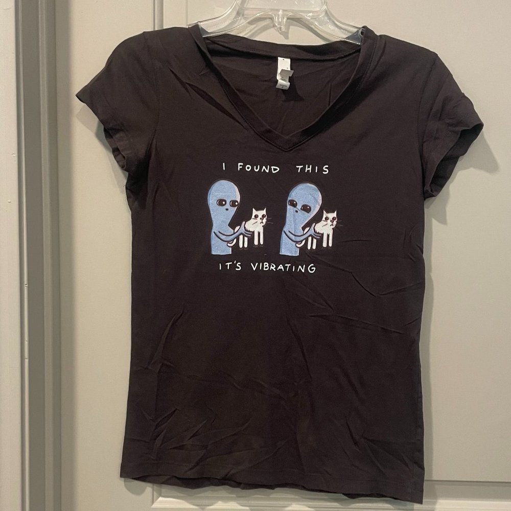 Funny Alien with Cats V-neck Top